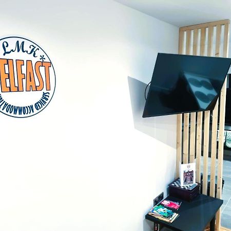 Lmk, Spacious 1 Bedroom Ground Floor Apartment, Ev Charger, Free Parking Wi-Fi, Great Location بلفاست المظهر الخارجي الصورة