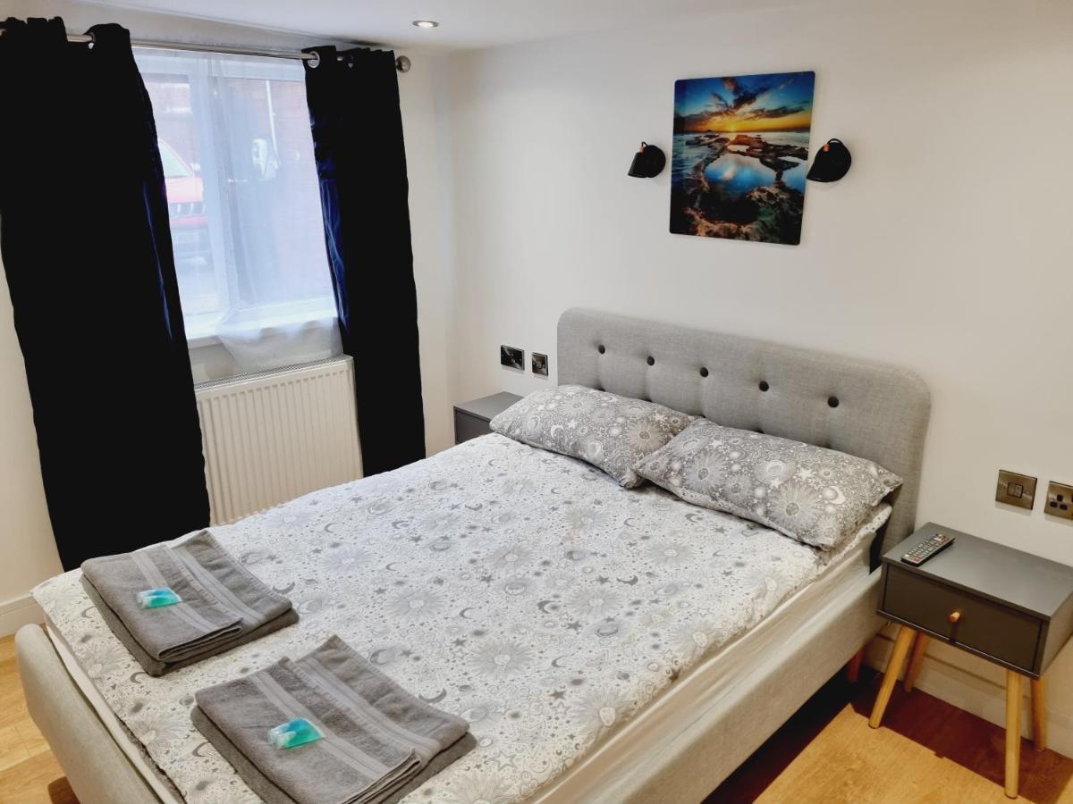 Lmk, Spacious 1 Bedroom Ground Floor Apartment, Ev Charger, Free Parking Wi-Fi, Great Location بلفاست المظهر الخارجي الصورة