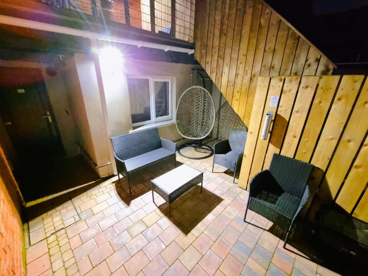 Lmk, Spacious 1 Bedroom Ground Floor Apartment, Ev Charger, Free Parking Wi-Fi, Great Location بلفاست المظهر الخارجي الصورة